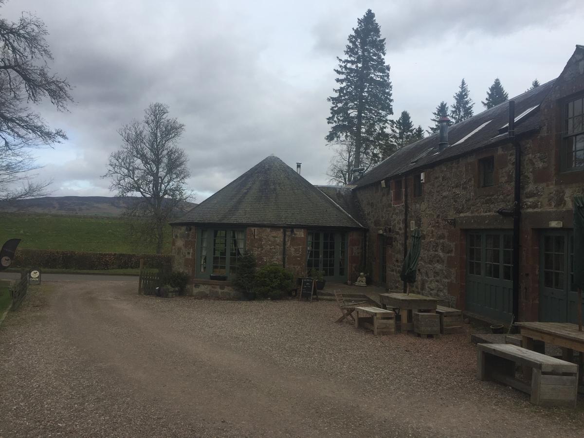 Lodge At Lochside Bridgend of Lintrathen Exterior foto